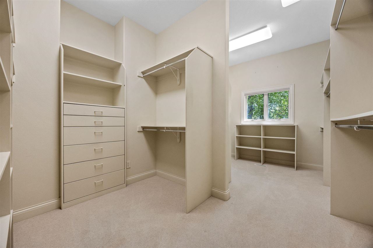 4181 Rose Bluff Circle NE Iowa City IA 52240