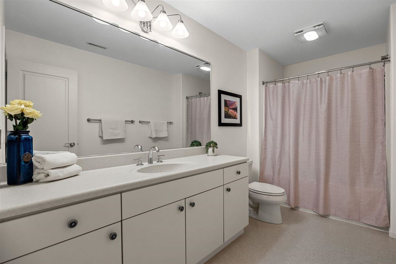 4181 Rose Bluff Circle NE Iowa City IA 52240