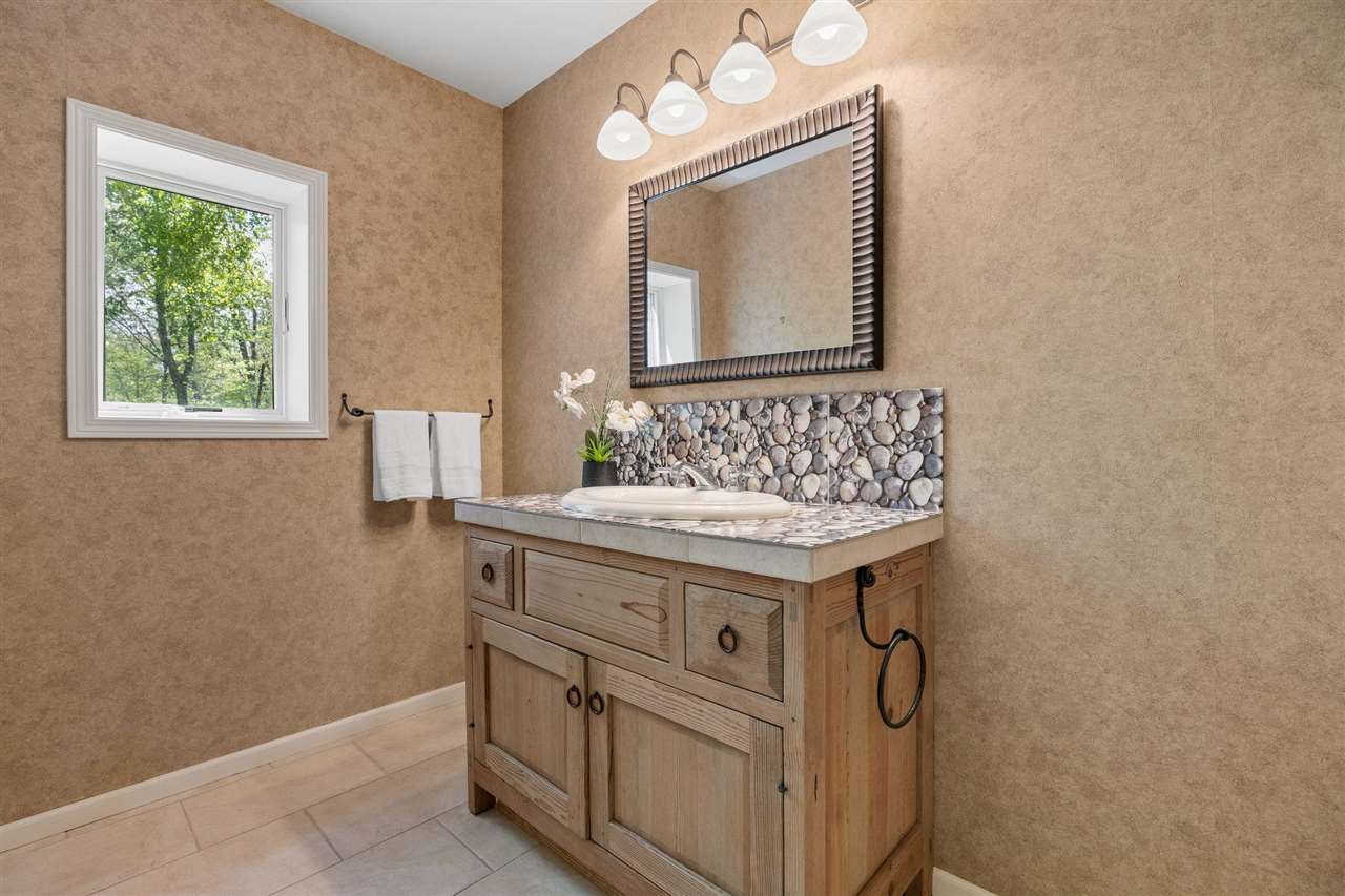 4181 Rose Bluff Circle NE Iowa City IA 52240