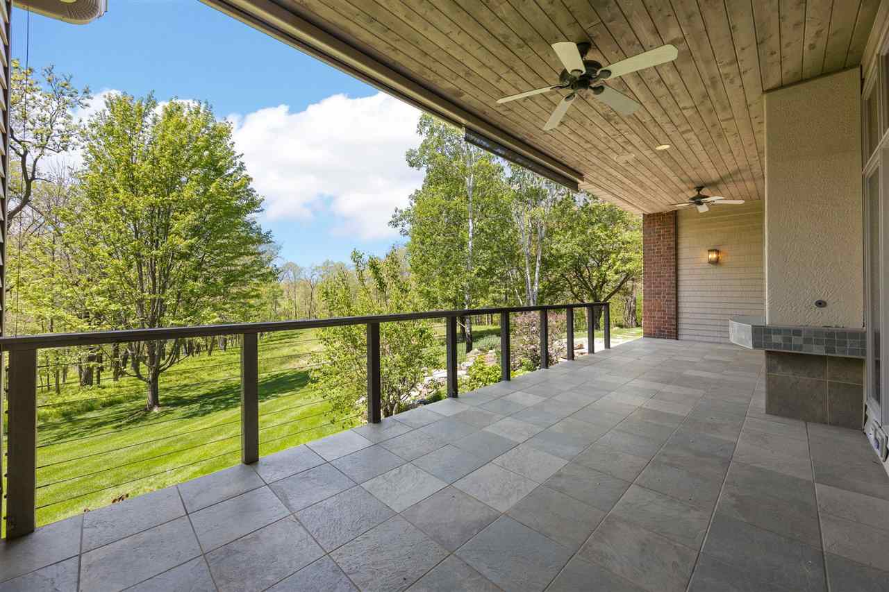 4181 Rose Bluff Circle NE Iowa City IA 52240