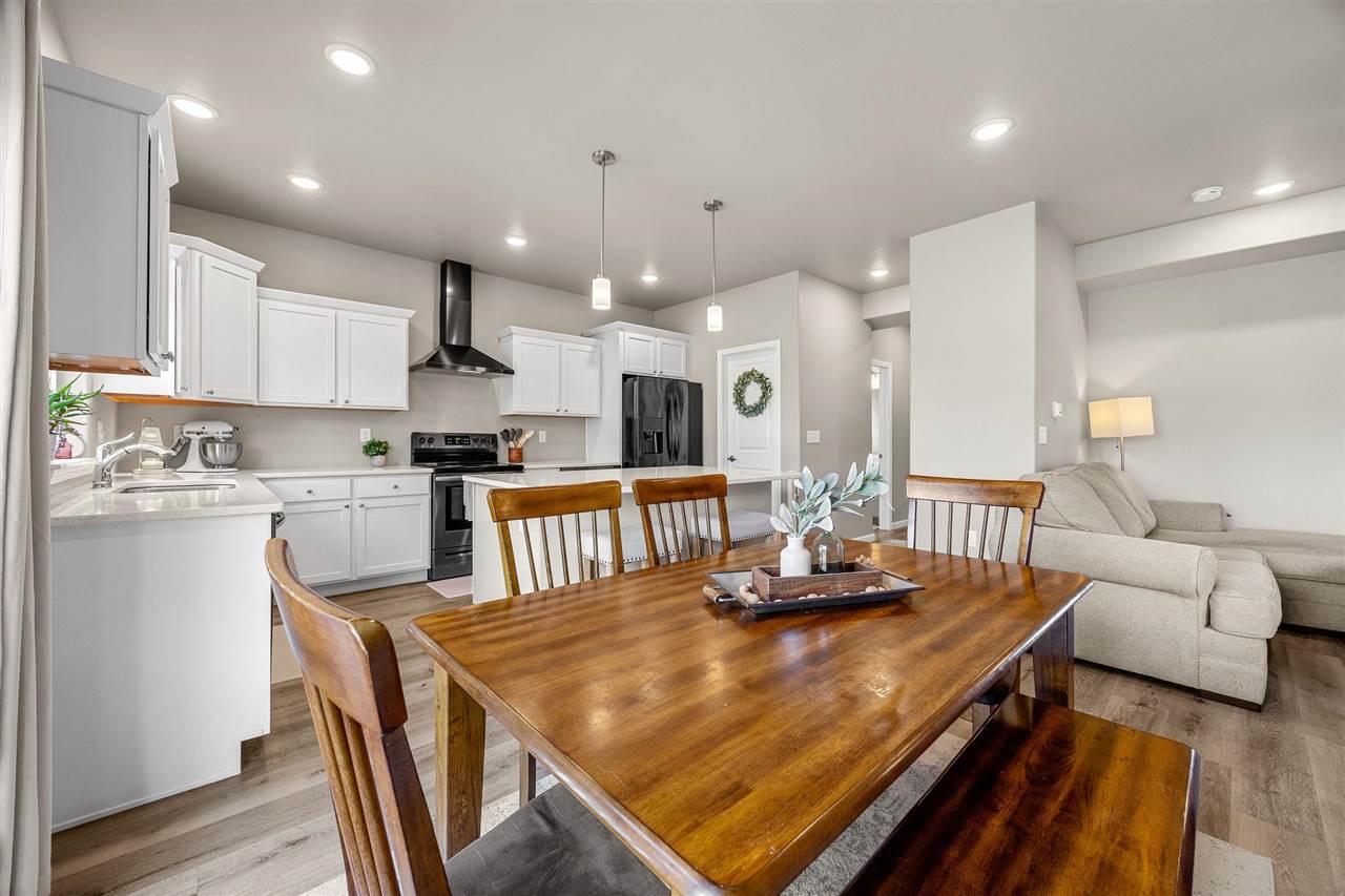 417 Dawson Drive West Branch IA 52358