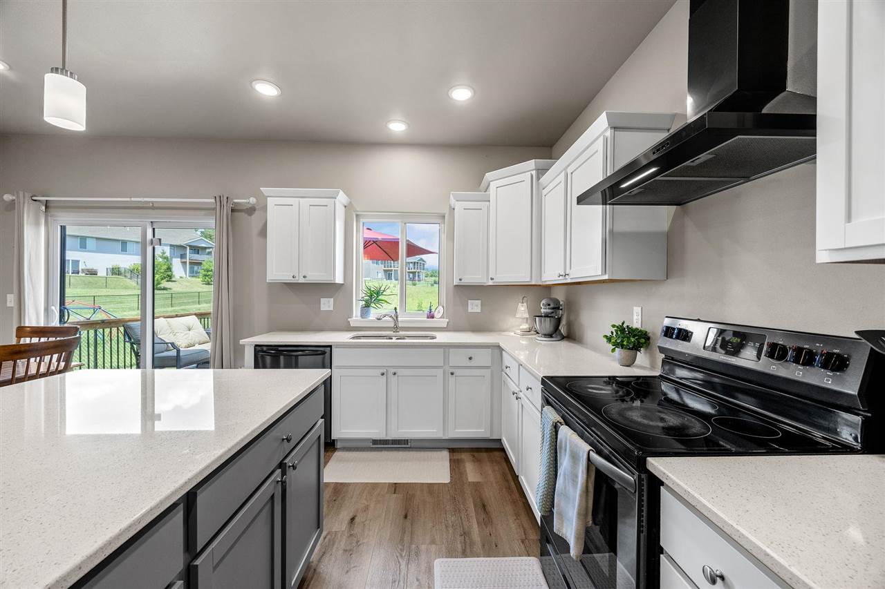 417 Dawson Drive West Branch IA 52358