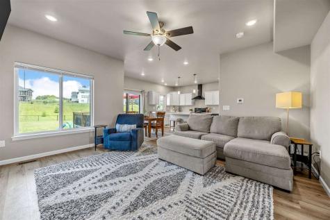 417 Dawson Drive West Branch IA 52358