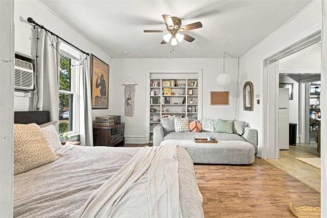 624 N Linn Street Iowa City IA 52245