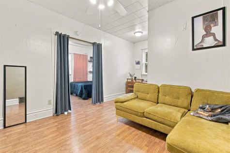 624 N Linn Street Iowa City IA 52245