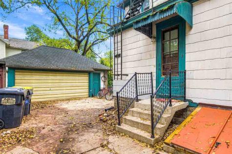 624 N Linn Street Iowa City IA 52245