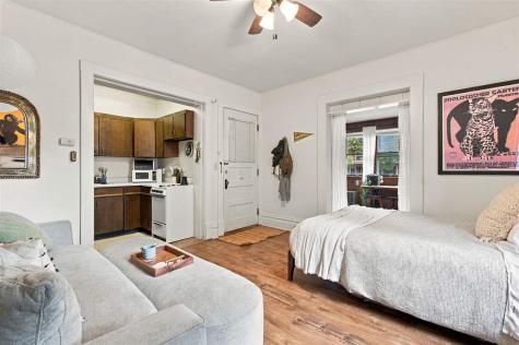 624 N Linn Street Iowa City IA 52245