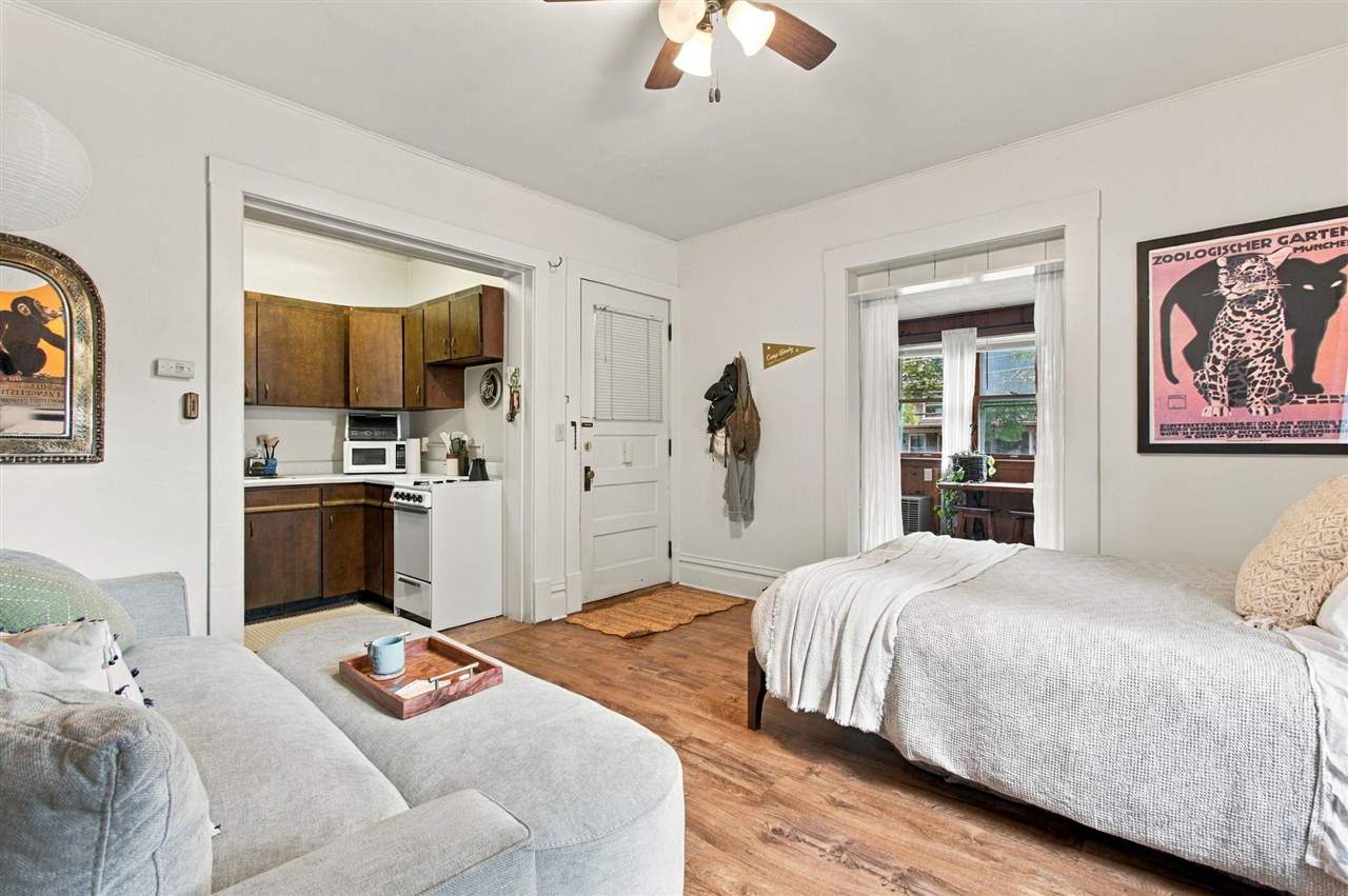 624 N Linn Street Iowa City IA 52245