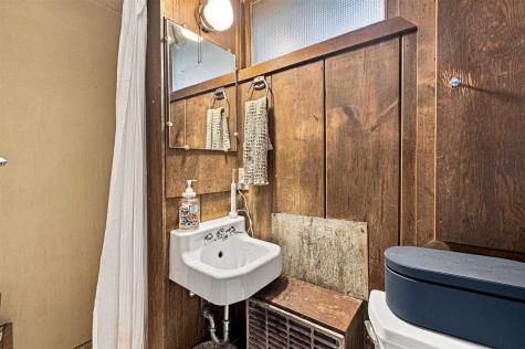 624 N Linn Street Iowa City IA 52245