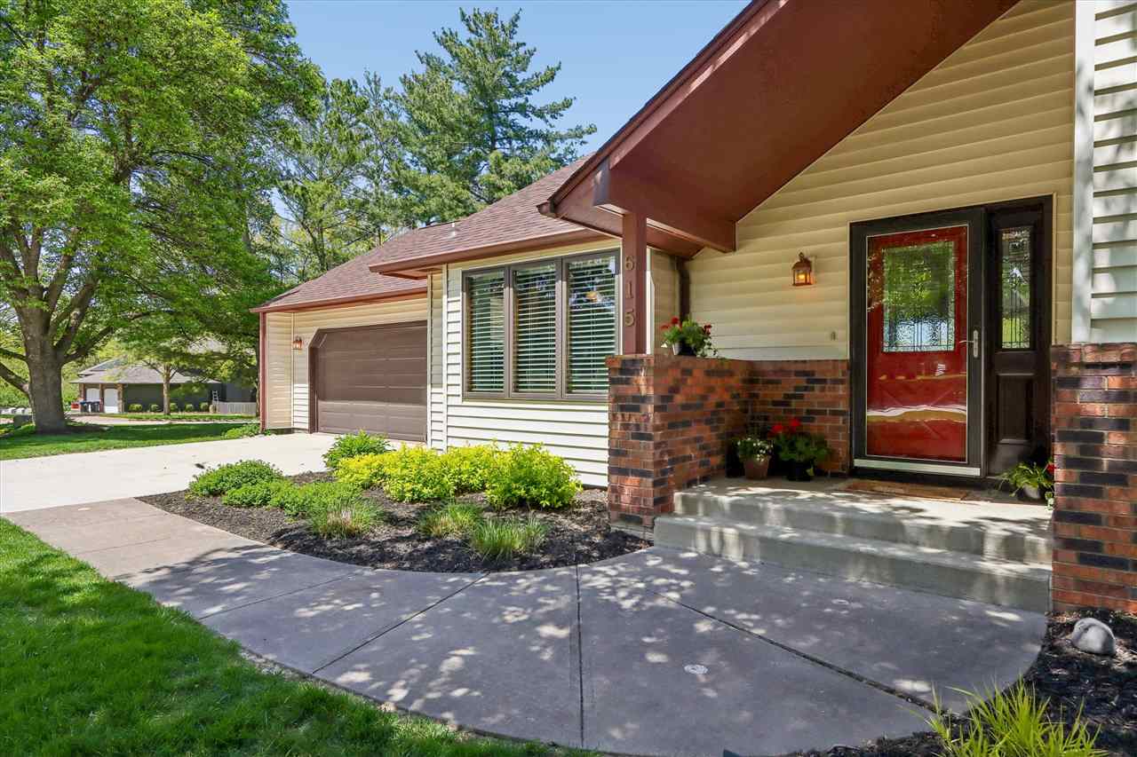 615 Pine Ridge Road Coralville IA 52241