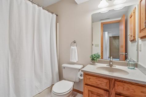 615 Pine Ridge Road Coralville IA 52241