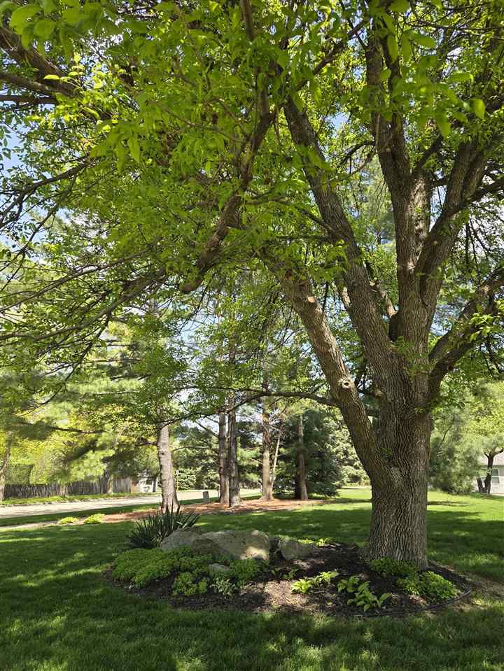 615 Pine Ridge Road Coralville IA 52241