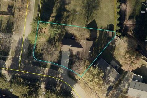 615 Pine Ridge Road Coralville IA 52241