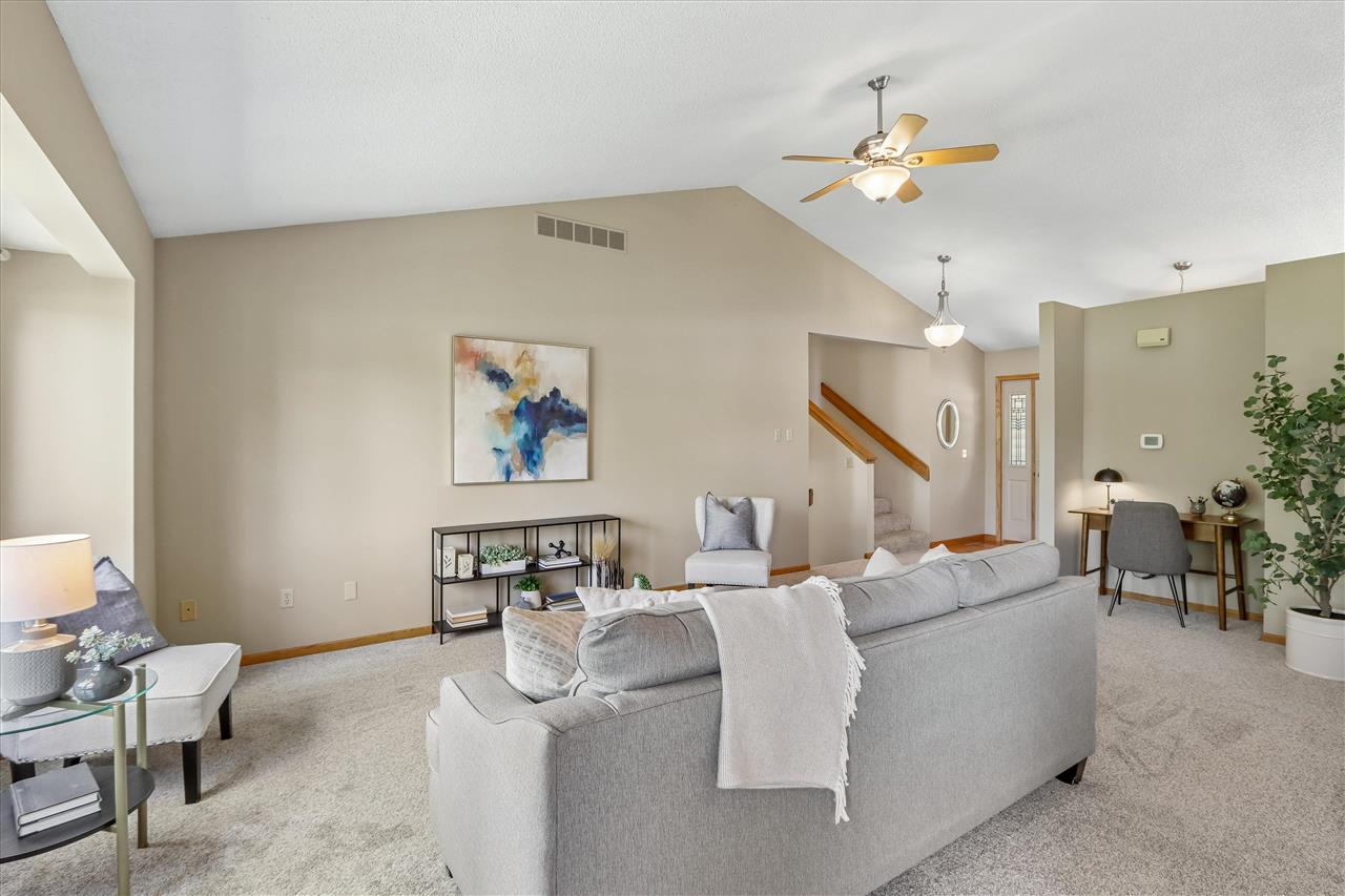 615 Pine Ridge Road Coralville IA 52241