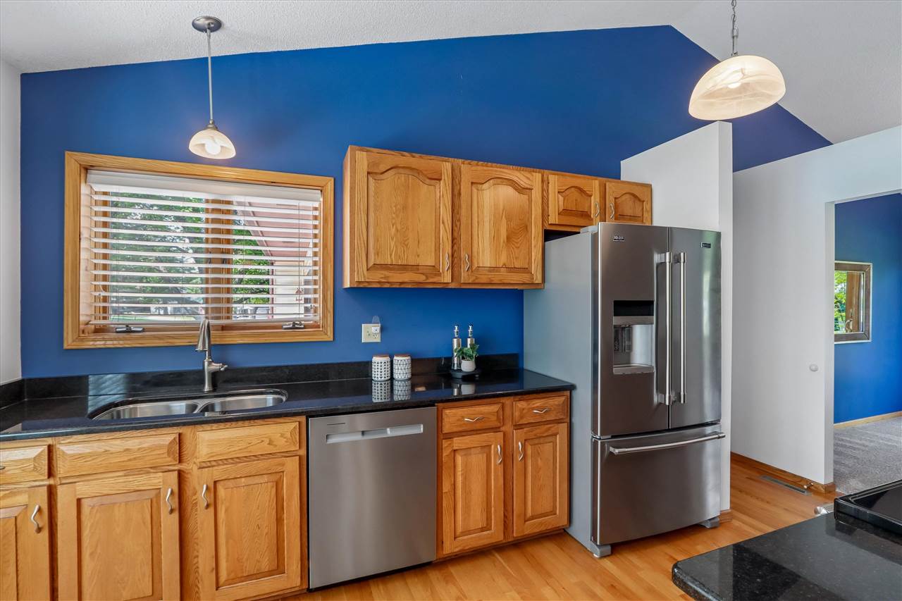615 Pine Ridge Road Coralville IA 52241