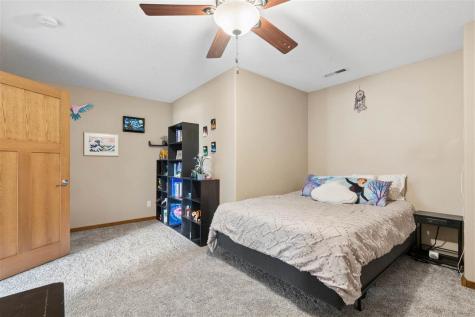 3215 Stanley Cup Drive Marion IA 52302