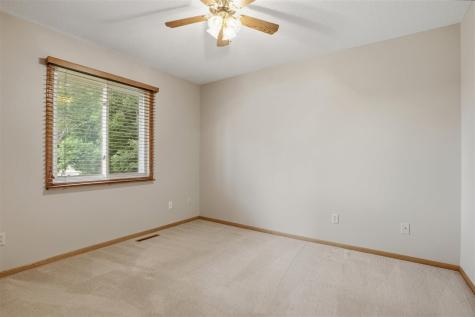 2905 G Street Amana IA 52203