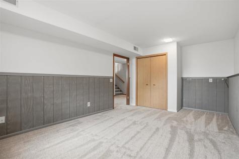 2905 G Street Amana IA 52203