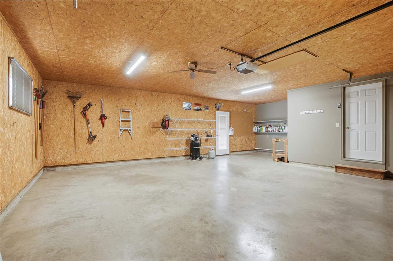 2905 G Street Amana IA 52203