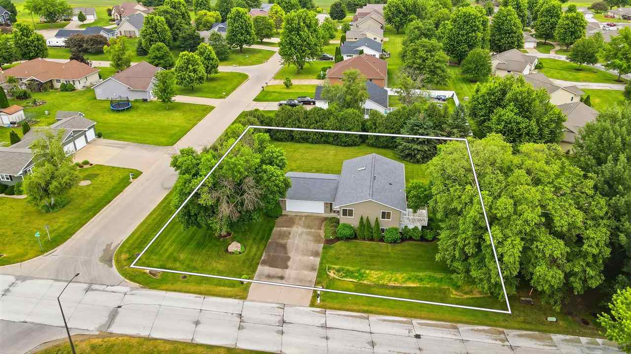 2905 G Street Amana IA 52203