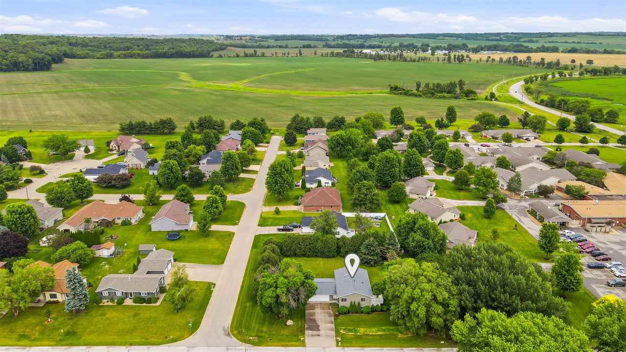2905 G Street Amana IA 52203