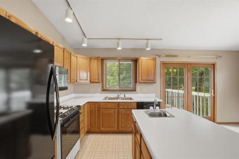 2905 G Street Amana IA 52203