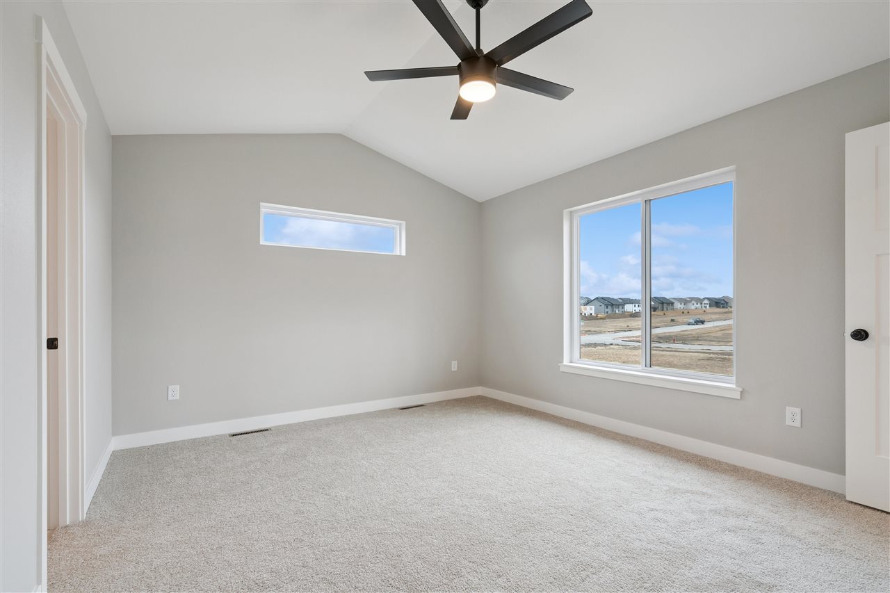 827 Prairie View Drive West Branch IA 52358
