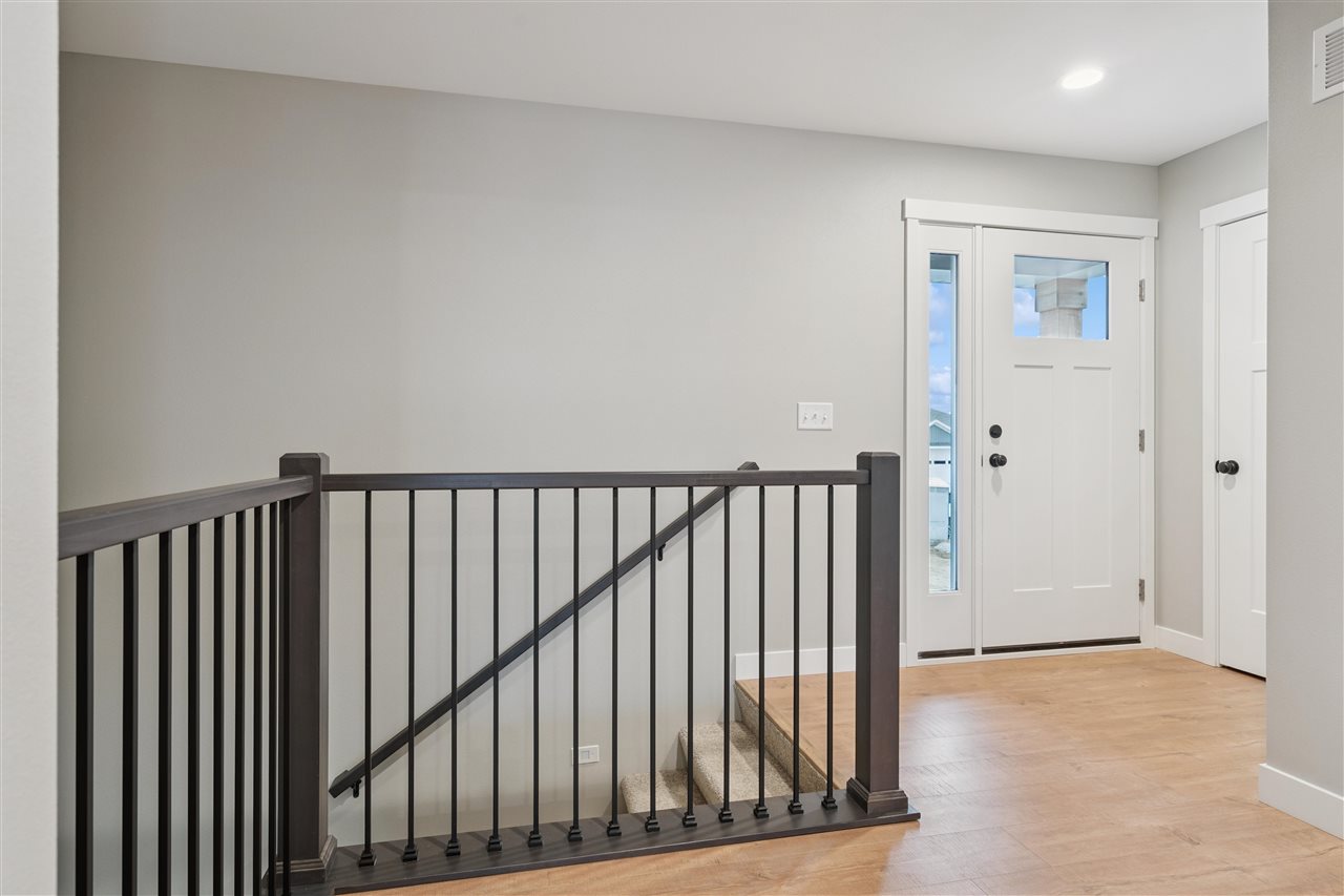 827 Prairie View Drive West Branch IA 52358