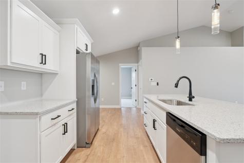 827 Prairie View Drive West Branch IA 52358