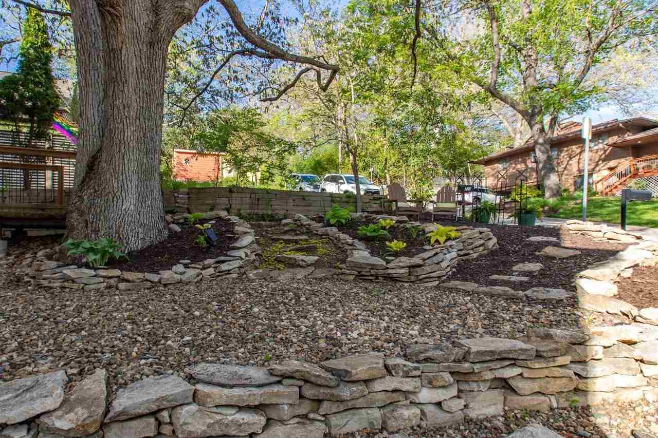 1030 River Street Iowa City IA 52246