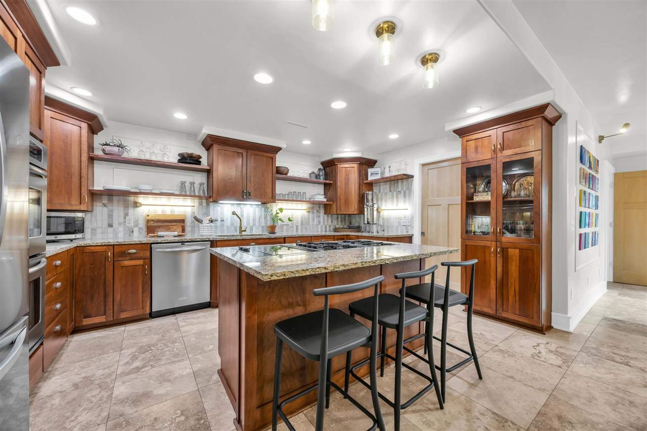 1030 River Street Iowa City IA 52246