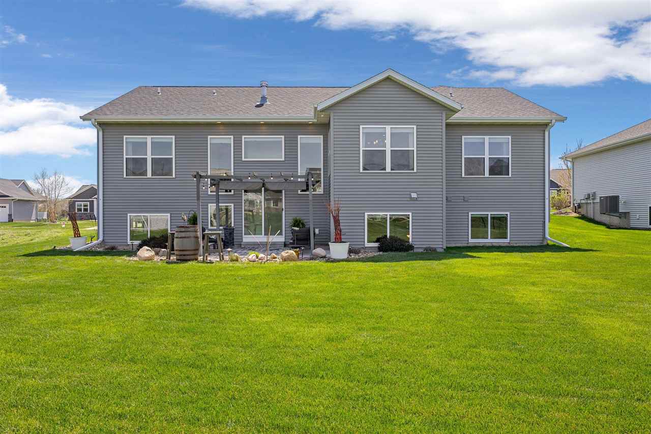 1558 Settlers Drive Marion IA 52302