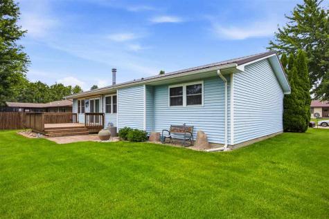 107 Sunrise Drive Tipton IA 52772
