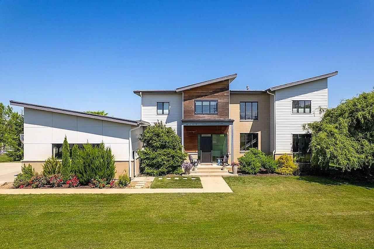 4128 Deacon Lane Solon IA 52333