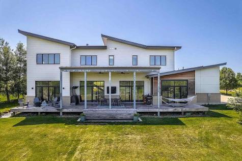 4128 Deacon Lane Solon IA 52333