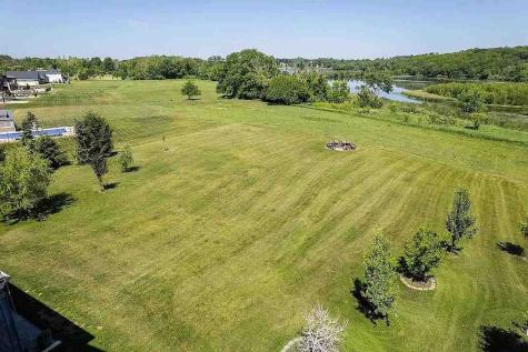 4128 Deacon Lane Solon IA 52333