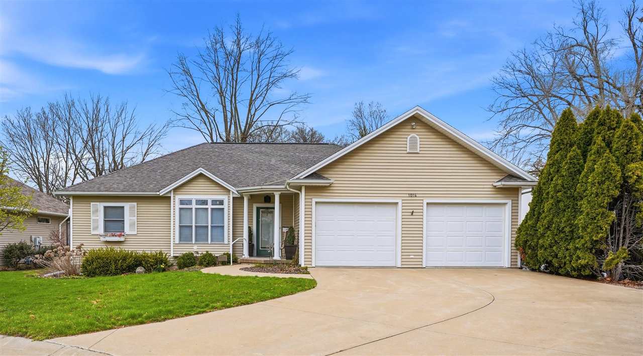 1014 E Jefferson Street Washington IA 52353