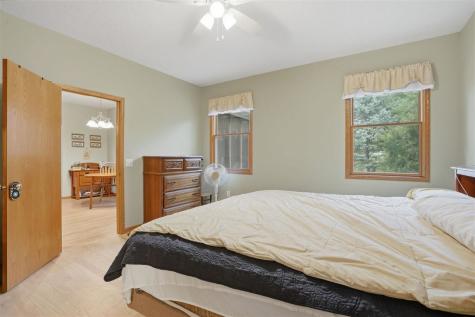 1014 E Jefferson Street Washington IA 52353