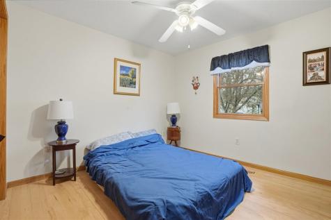 1014 E Jefferson Street Washington IA 52353