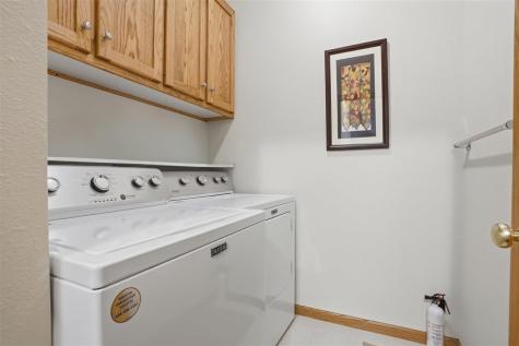 1014 E Jefferson Street Washington IA 52353