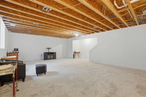 1014 E Jefferson Street Washington IA 52353