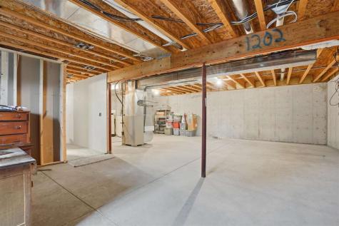 1014 E Jefferson Street Washington IA 52353