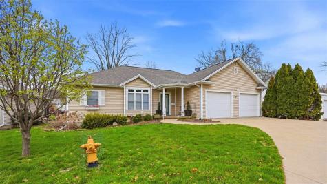 1014 E Jefferson Street Washington IA 52353