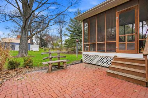 1014 E Jefferson Street Washington IA 52353