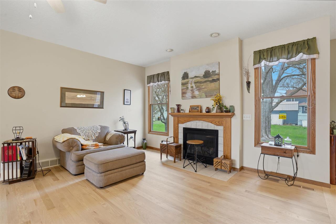 1014 E Jefferson Street Washington IA 52353
