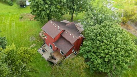 3945 S Spring Street NE Solon IA 52333