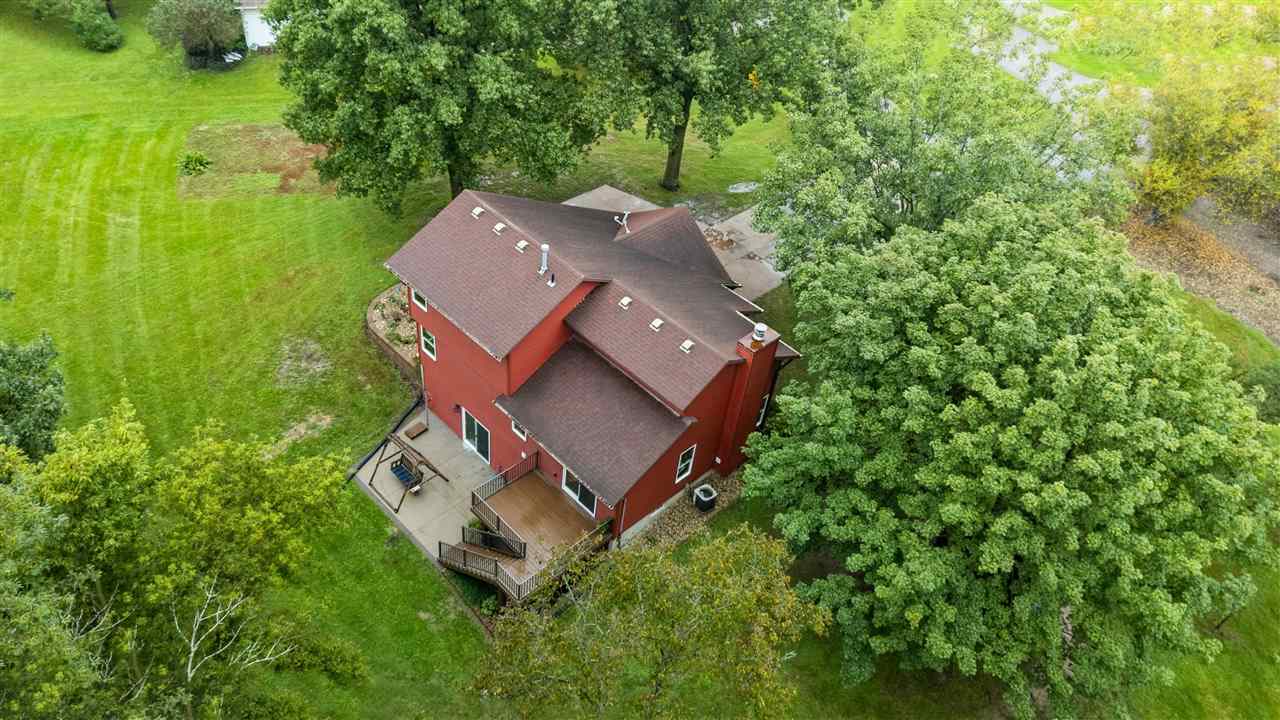 3945 S Spring Street NE Solon IA 52333