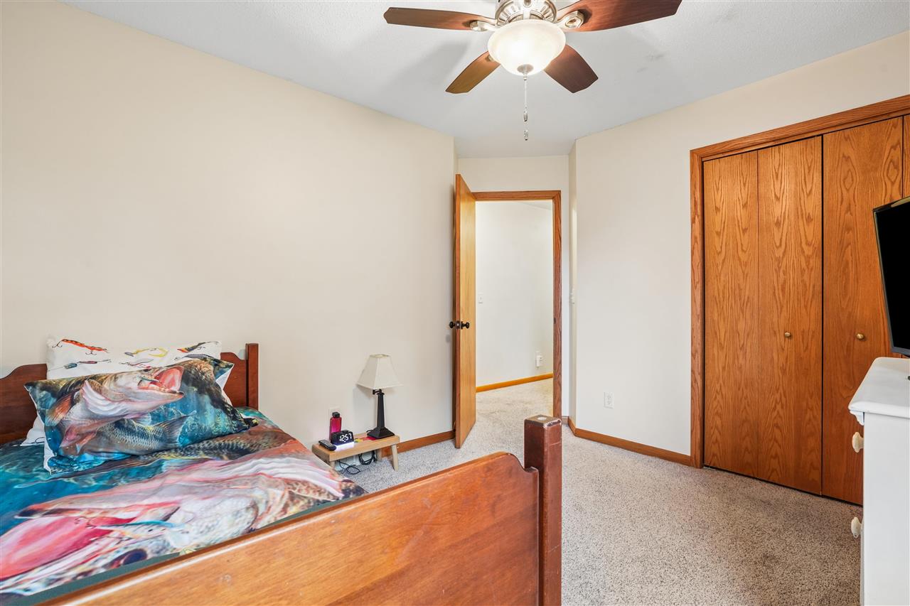 3945 S Spring Street NE Solon IA 52333