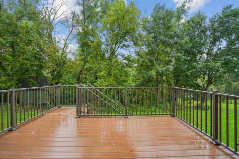 3945 S Spring Street NE Solon IA 52333
