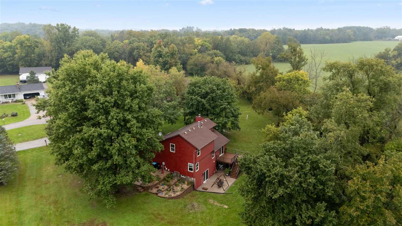 3945 S Spring Street NE Solon IA 52333